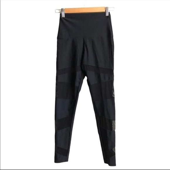 Onzie High Rise Bondage Legging Size small - Picture 1 of 7